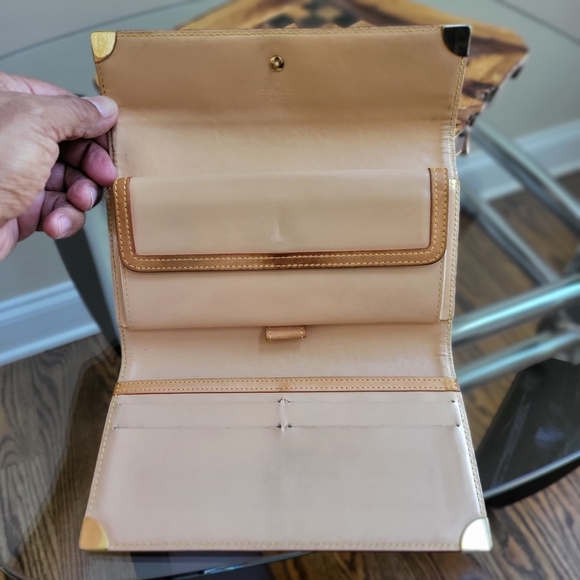 Louis Vuitton Monogram Takashi Murakami White Multicolor International Wallet - Picture 6 of 12